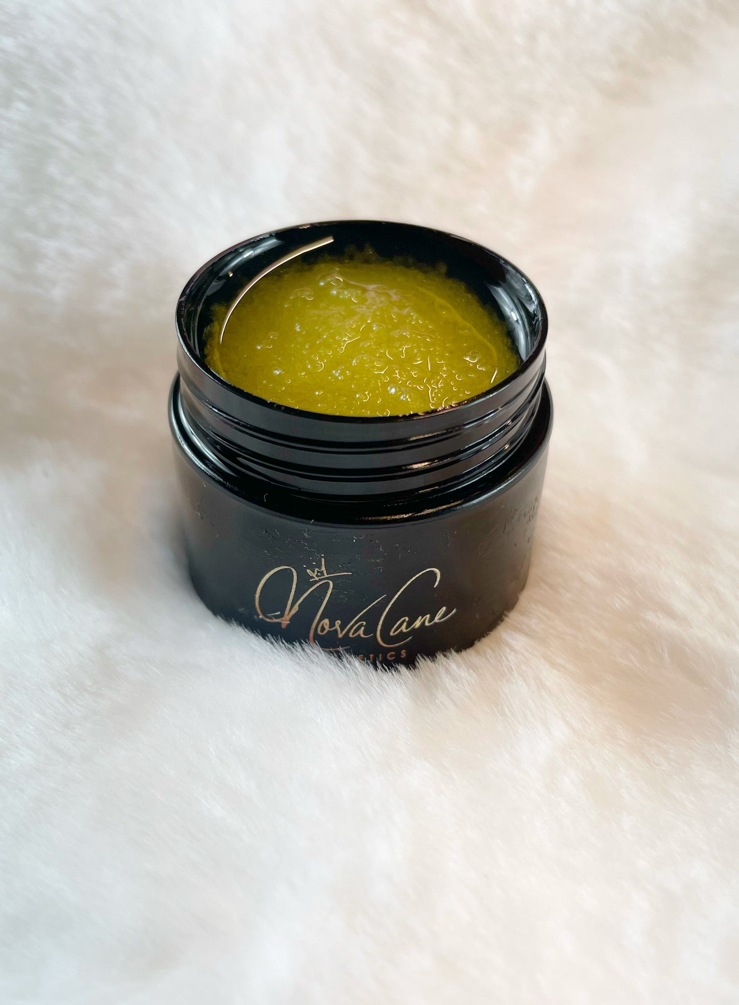 Tumeric Lip Therapy Scrub